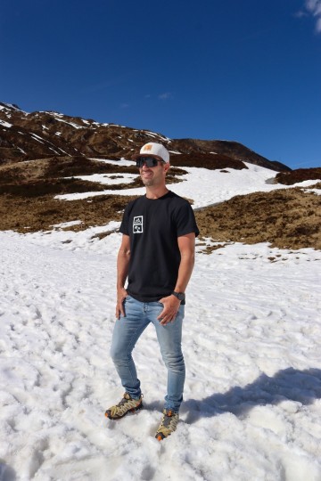 Descent T-shirt | Summer Palm | Unisex