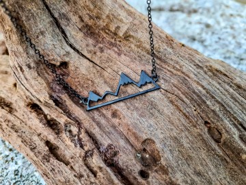 Ketting - Always in the mountains [zwart]