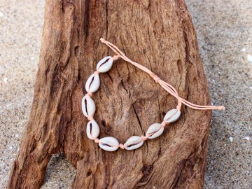 Enkelbandje Schelpen - Wit met peach koord 1/2