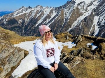 Descent | Ladies Crewneck | Play