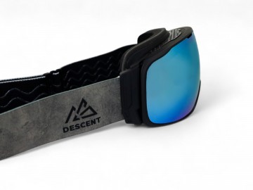 Descent goggle   the galaxy moon dust   ice blue close up 2