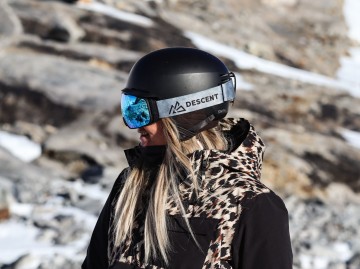 Descent goggle   the galaxy moon dust   ice blue model 1