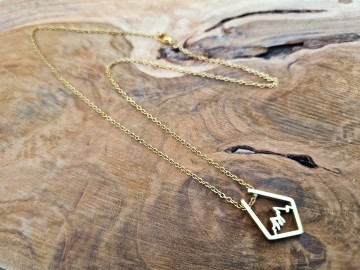 Ketting - High in the mountains