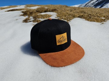 DESCENT Snapback cap - Black/Brown Suede