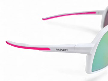 Beter zijdetail met logo