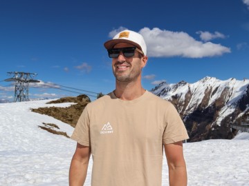 Descent T-shirt | Safari | Unisex